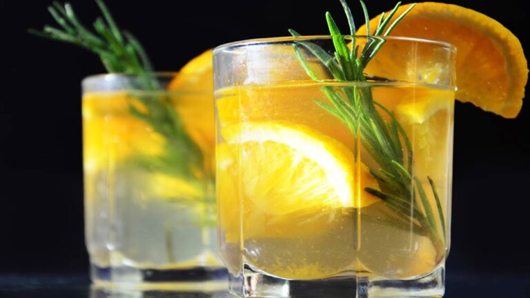 Honey-Bourbon-Fizz