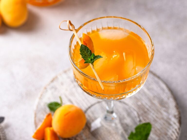 Apricot Gin Sour