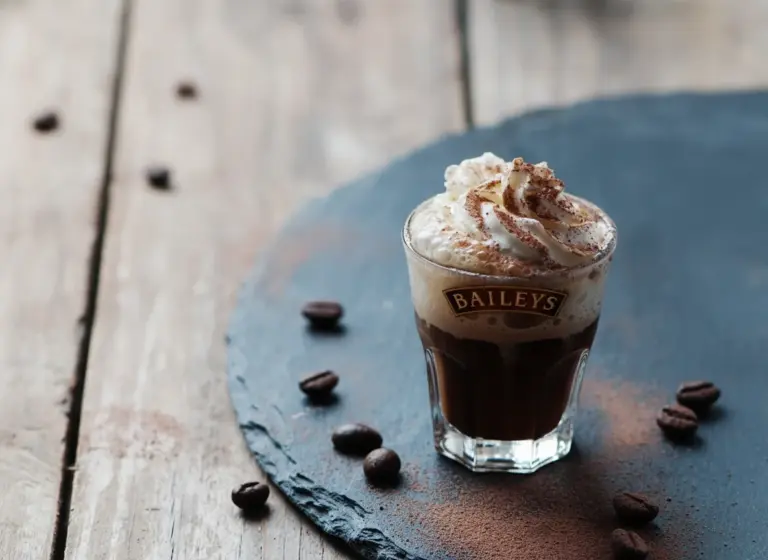 Baileys Coffee im Glas