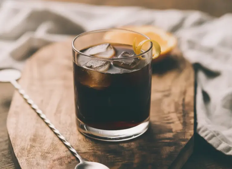 Black Russian im Glas