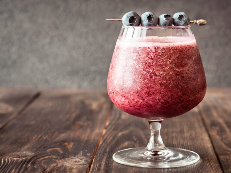 Blaubeeren-Daiquiri