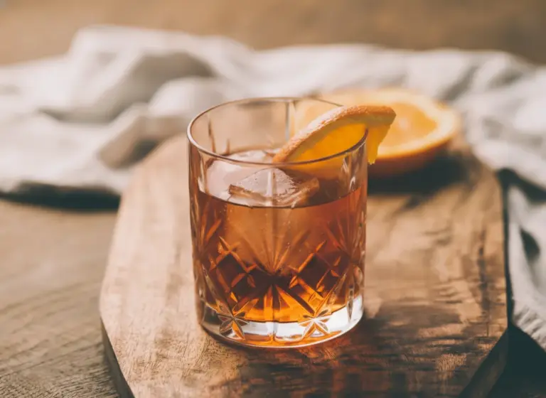 Boulevardier on the Rocks im Glas