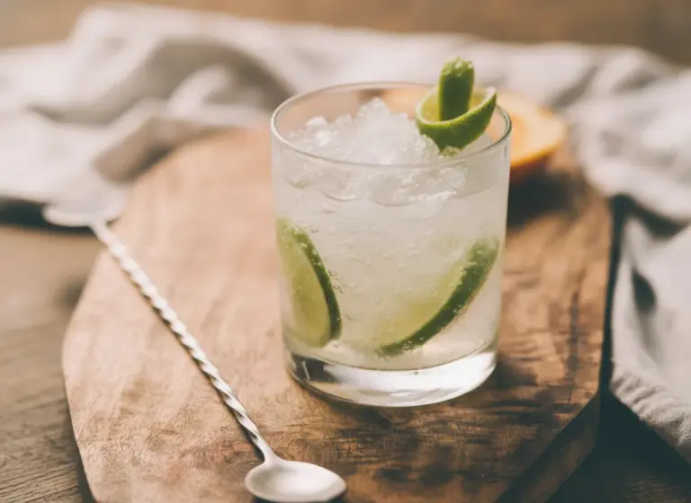 Caipiroshka & Caipirinha im Glas