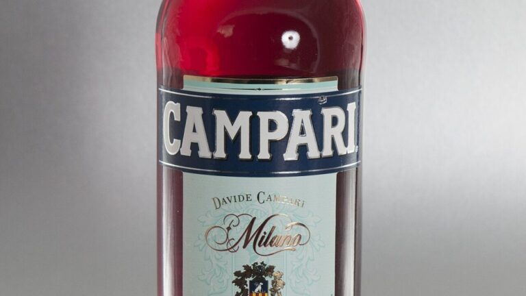 campari-drinks-was-ist-das — Ralf Roletschek / GFDL 1.2 / Wikimedia Commons