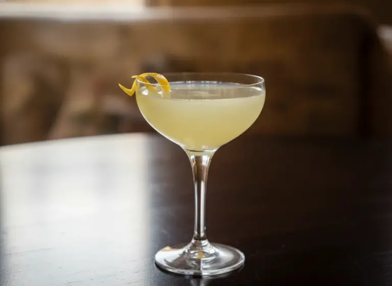 Corpse Reviver No. 2 im Glas