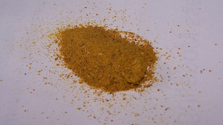 currypulver-was-ist-das — Wikimedia Commons / CC BY-SA 1.0 / Wikimedia Commons