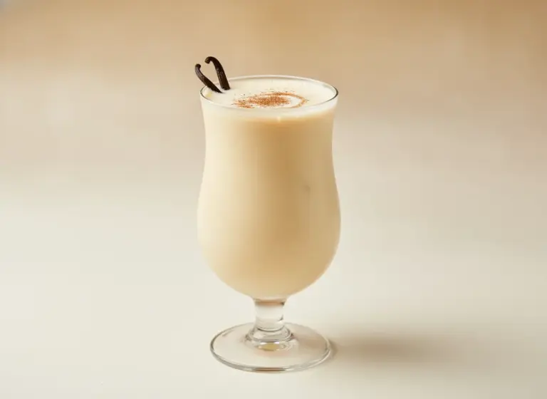 Eggnog-Alternative – alkoholfrei im Glas