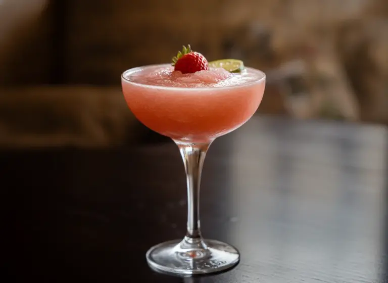 Frozen Strawberry Hemingway im Glas