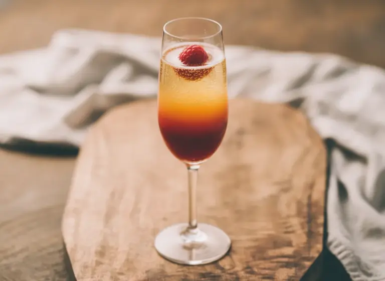 Himbeer-Mimosa im Glas