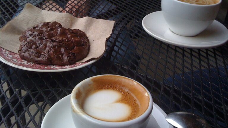 kaffee-was-ist-das — Ryan Snyder / CC BY 2.0 / Wikimedia Commons