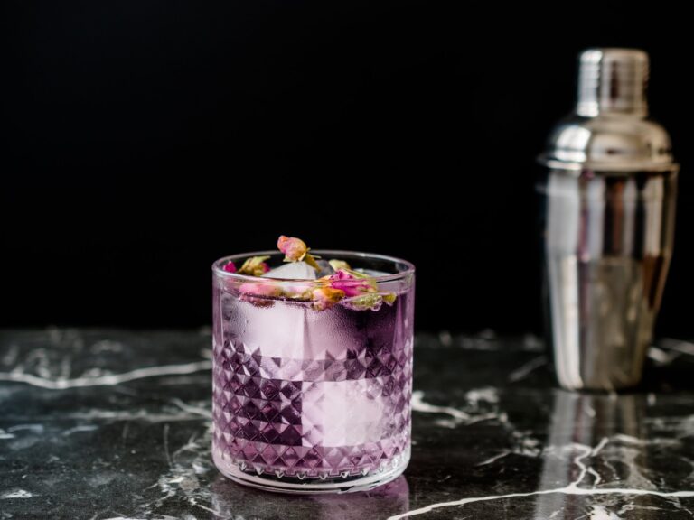 Lavendel Gin Tonic