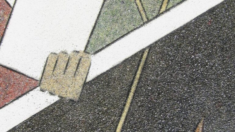 Likörspezialitäten - Was ist das ? — This work is free and may be used by anyone for any purpose. If you wish to use this content, you do not need to request permission as long as you follow any licen