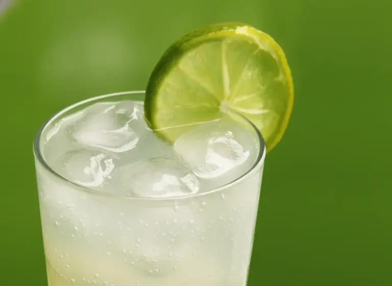 Malibu Hot Iced im Glas