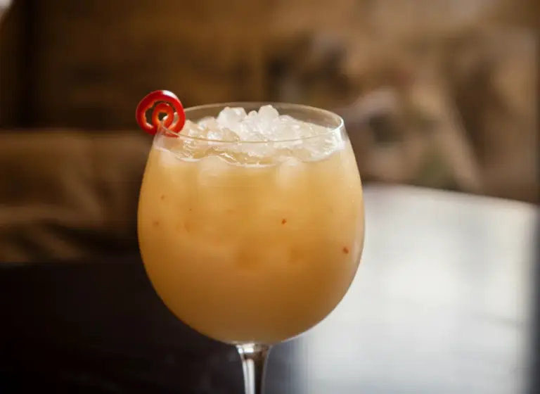 Mango & Chili Batida im Glas