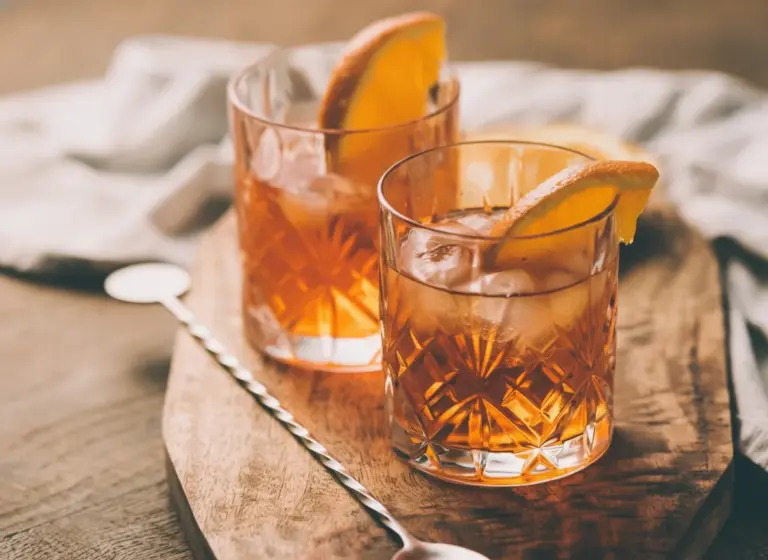 Mezcal Old Fashioned im Glas