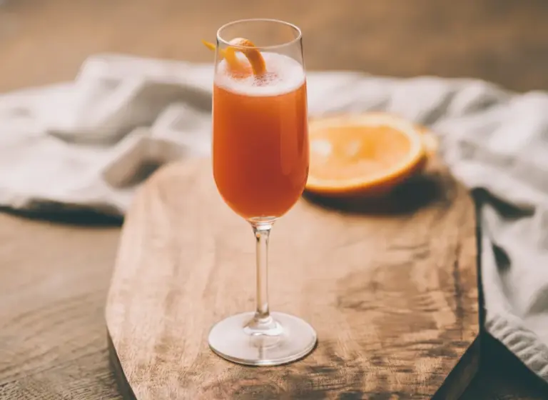 Mimosa im Glas