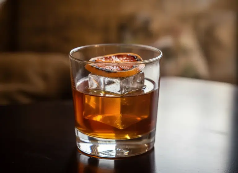 Old Nick mit Rye im Glas