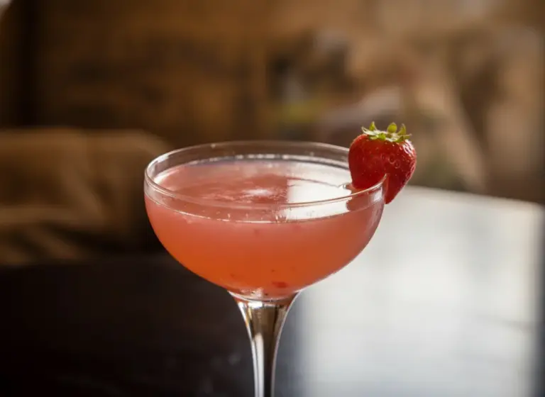 Passing Shot Rosé im Glas