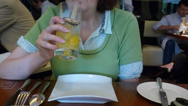 Passionsfrucht-Likör-Cocktails - Was ist das ? — Ambernectar 13 / by-nd via Openverse