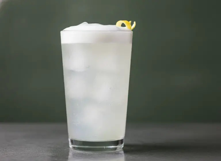 Silver Fizz im Glas