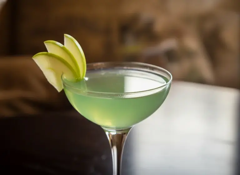 Sour Apple Martini im Glas