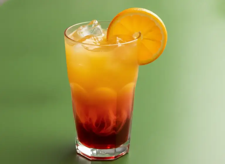Tequila Sunrise im Glas
