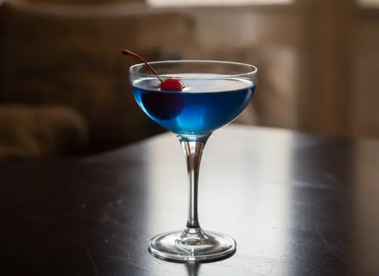 The Blue Bird im Glas