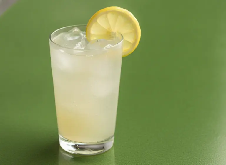 Tom Collins im Glas